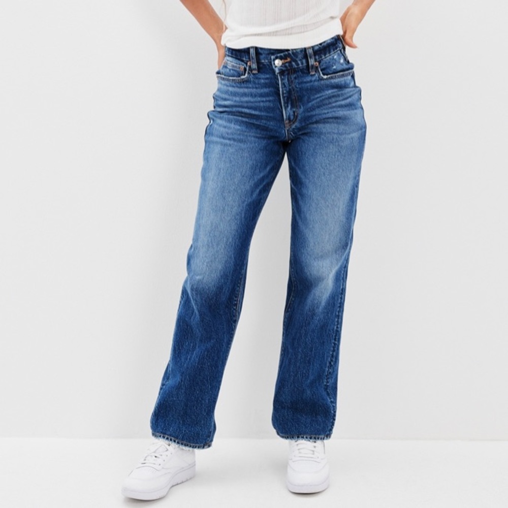 American Eagle Curvy 90’s straight jean